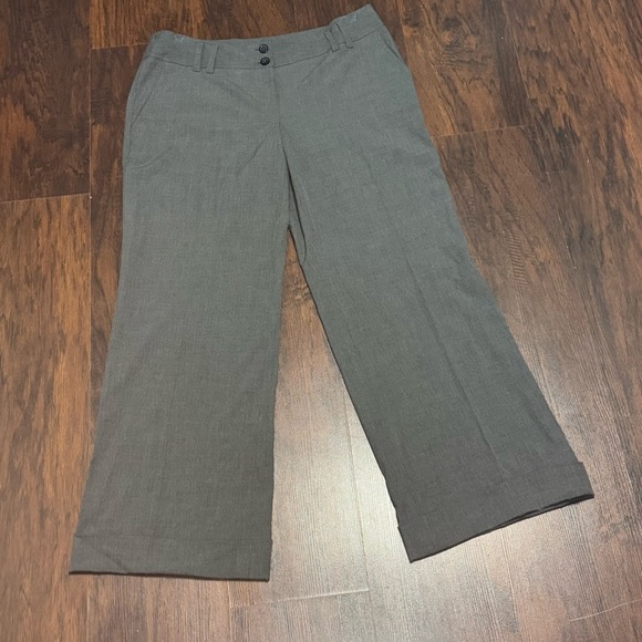 Michael Michael Kors Milbrook fit Charcoal wide leg cuffed Mid rise Pants 12 GUC - Picture 2 of 14